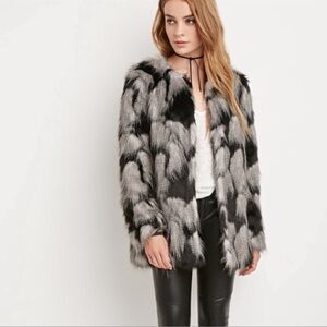 Forever 21 Black and Gray Teddy Jacket Plush Oversized Style faux fur